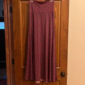 Women’s Lularoe maxi skirt